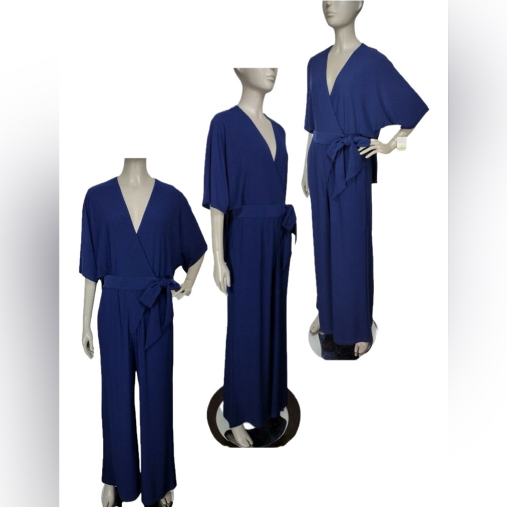 Elegant Navy Jumpsuit by Taylor - Picture 6 of 7
